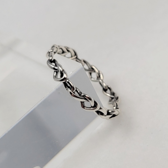 Heart Knot Chain Band - Picture 3 of 14